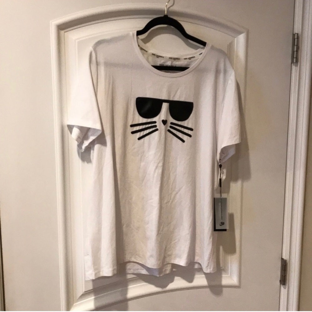 Karl Lagerfeld t-shirt size XL 💐